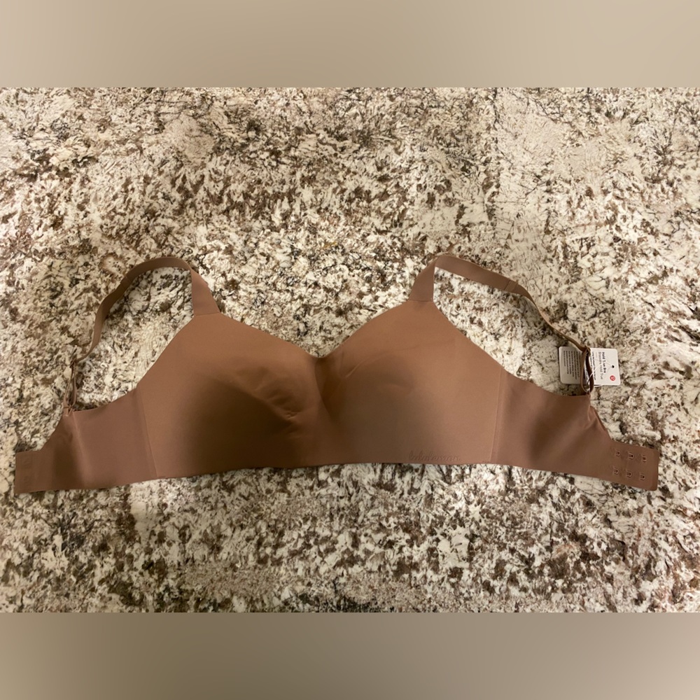 Brand New with Tags Lululemon 32E Bra
